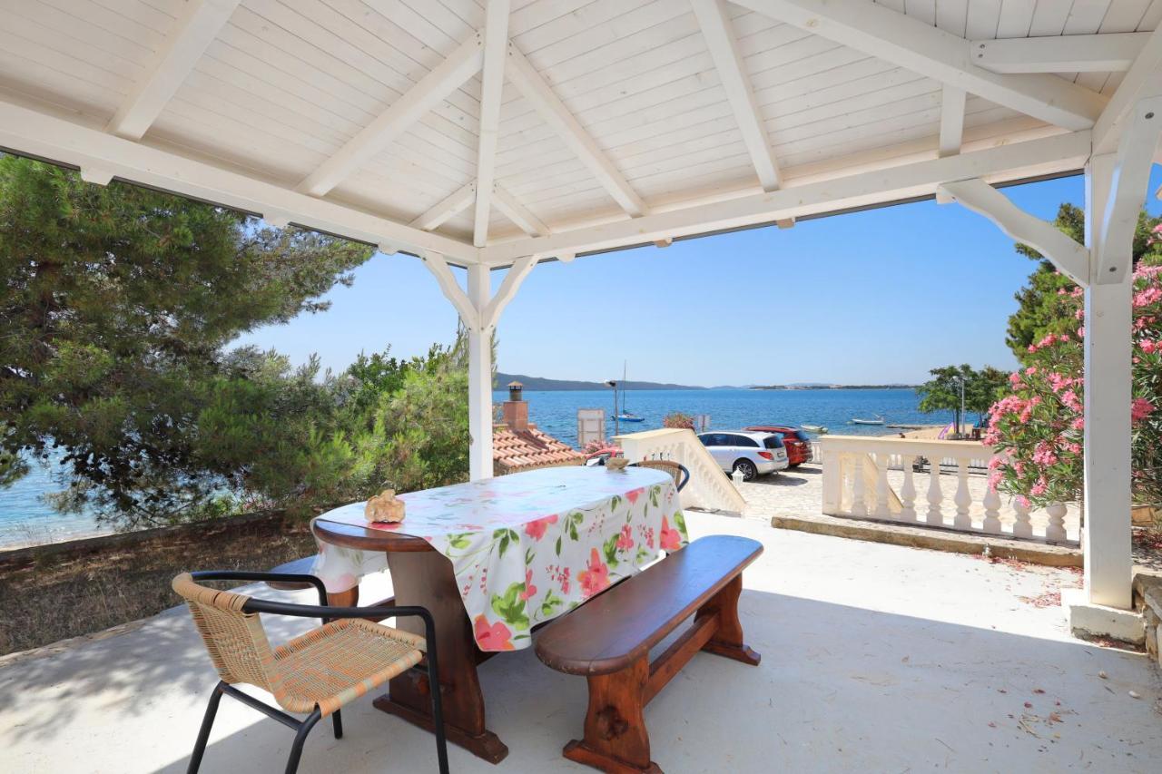 Family Friendly Seaside Apartments Brodarica, Sibenik - 15270 Exterior foto