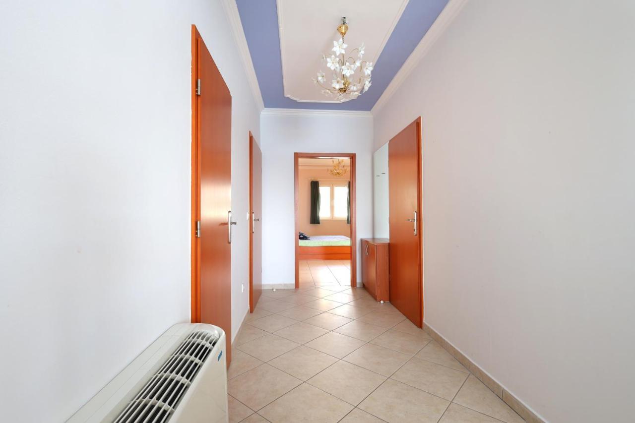 Family Friendly Seaside Apartments Brodarica, Sibenik - 15270 Exterior foto