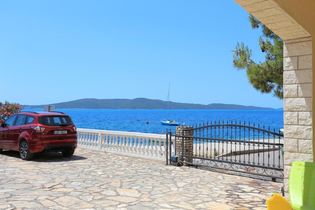 Family Friendly Seaside Apartments Brodarica, Sibenik - 15270 Exterior foto