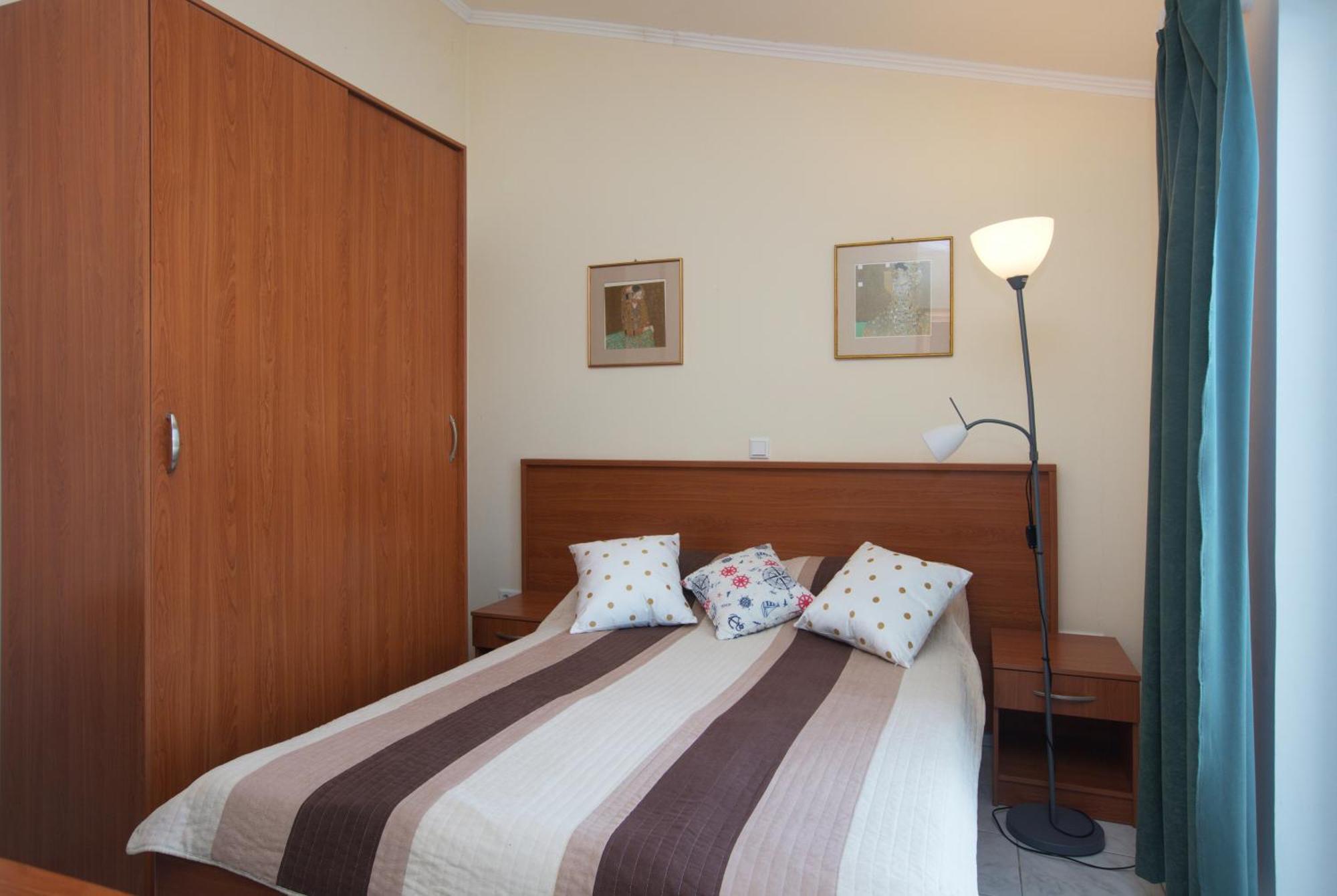 Family Friendly Seaside Apartments Brodarica, Sibenik - 15270 Zimmer foto