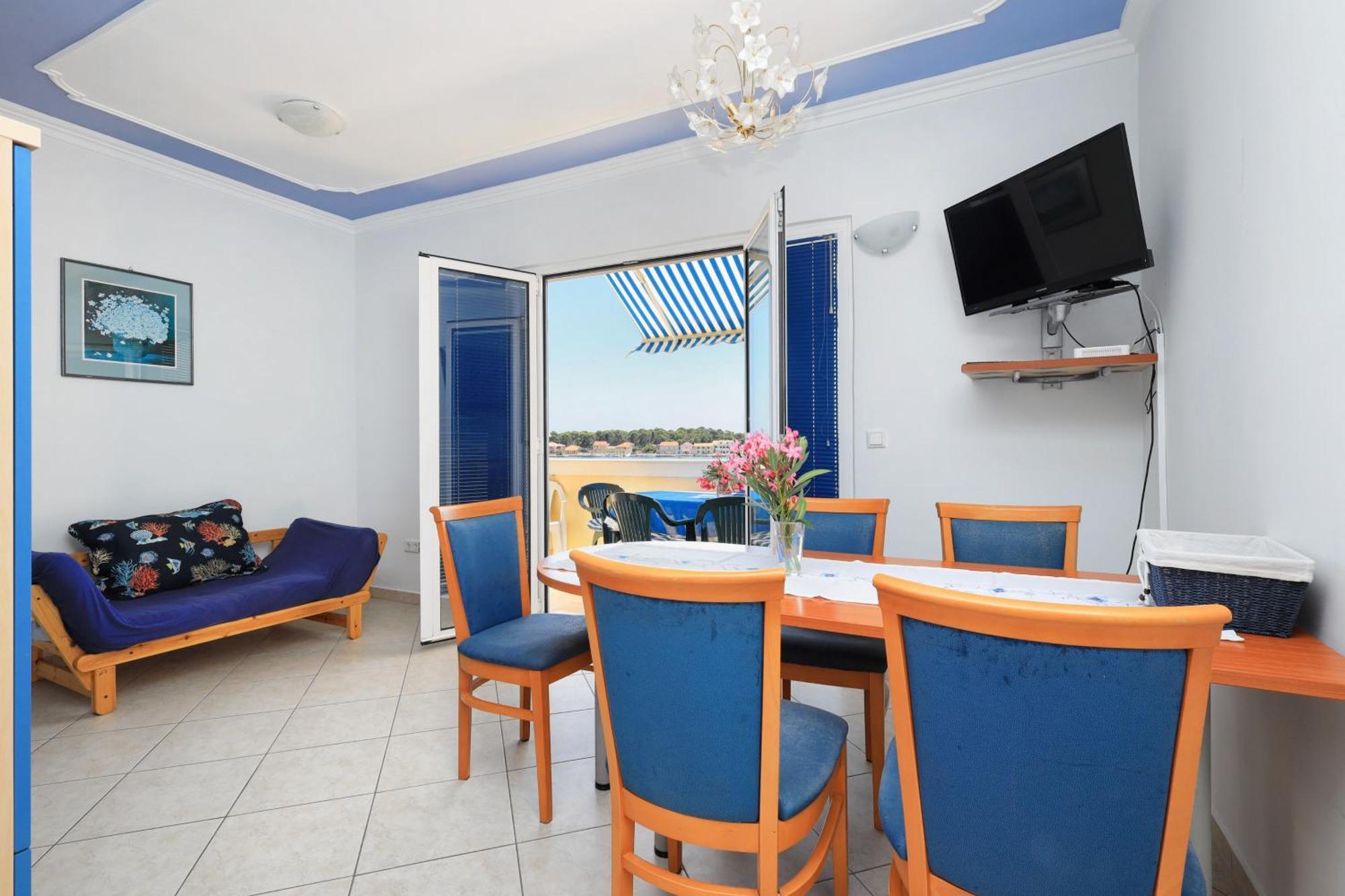 Family Friendly Seaside Apartments Brodarica, Sibenik - 15270 Zimmer foto